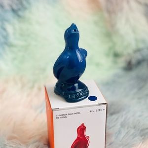 Le Creuset Cobalt Blue Pie Bird